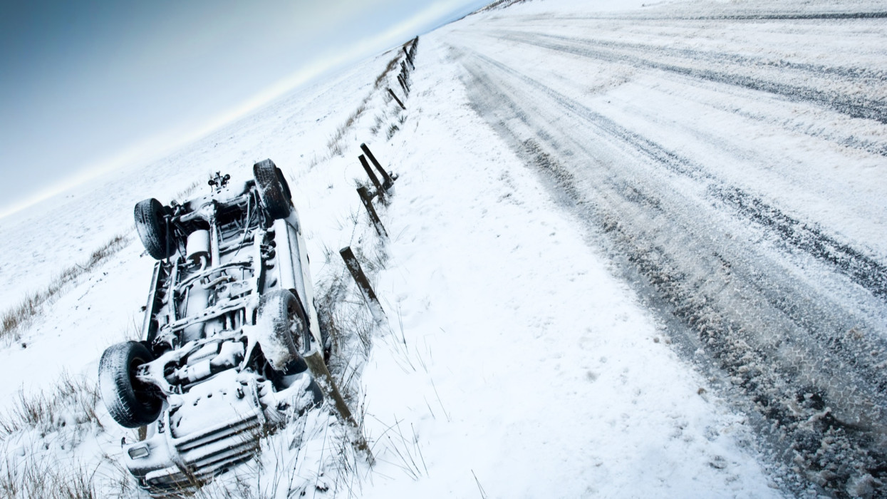 Ezért van annyi baleset télen a magyar utakon: itt a leleplezés, senki nem teszi zsebre