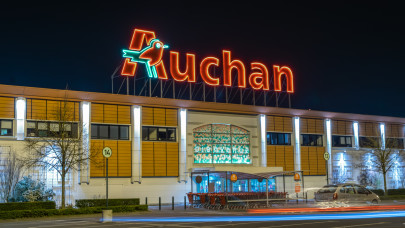 Színt vallott az Auchan a december 24-i zárva tartásról: ők sem állnak be a sorba, eddig lesznek nyitva